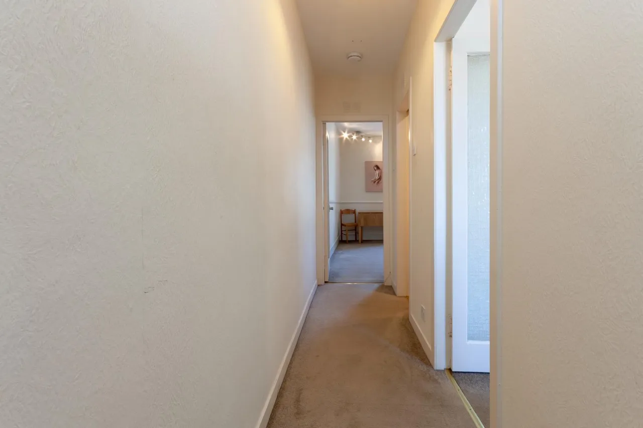 Richmond Street, Rosemount, AB25, photo 7