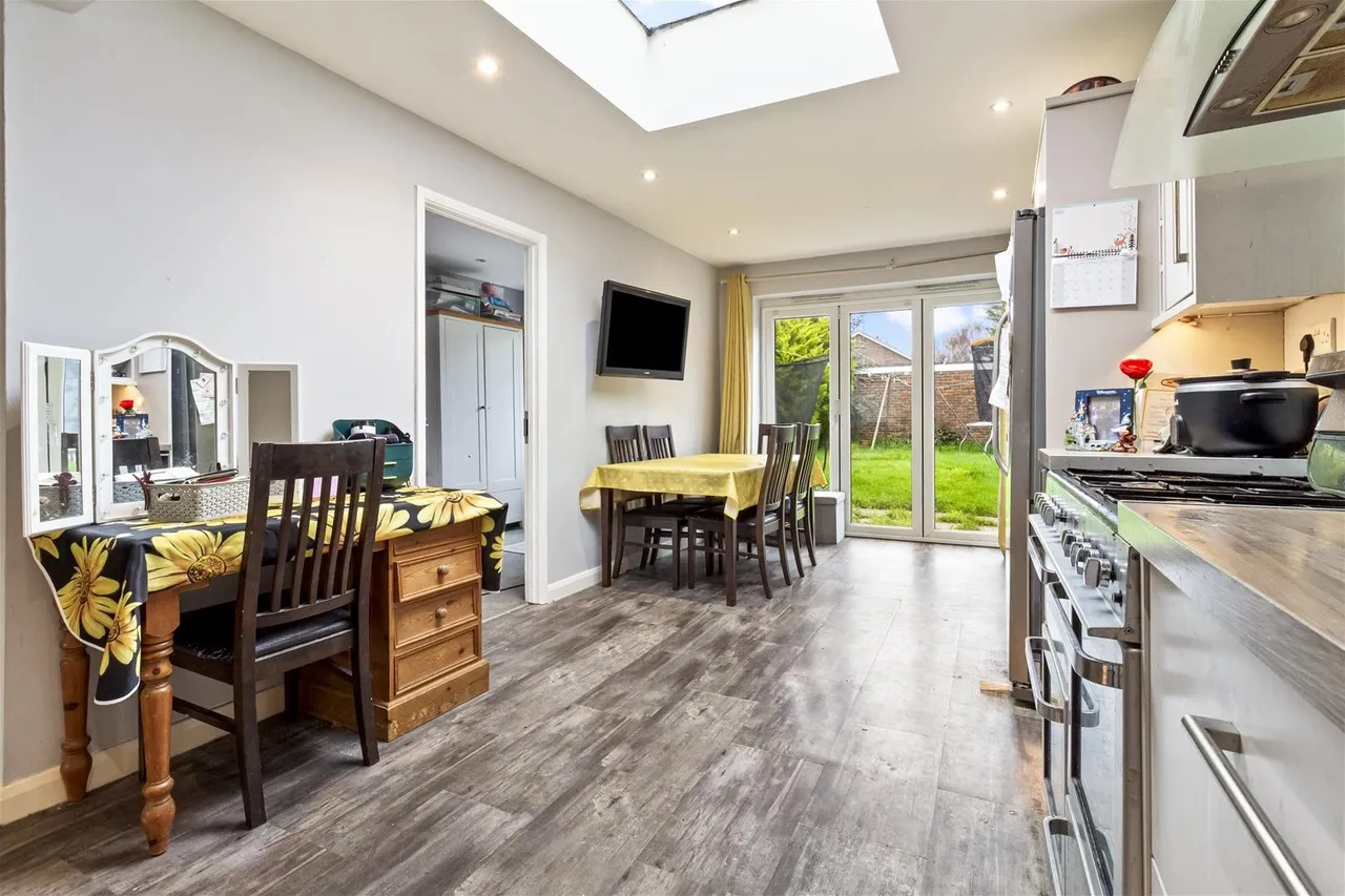 Rackham Road, Worthing, photo 2