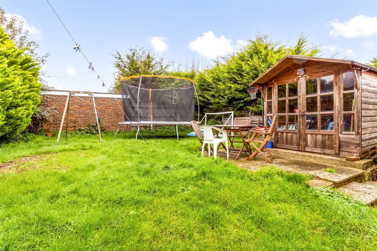 Rackham Road, Worthing, photo 12