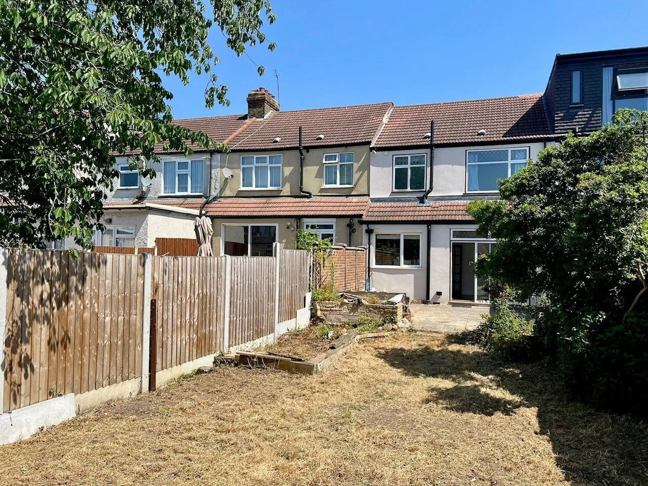 Queenborough Gardens, ILFORD, Essex, IG2, photo 18
