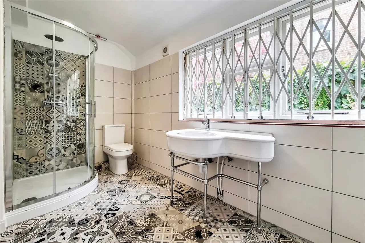 Netherhall Gardens, Hampstead, NW3, photo 5
