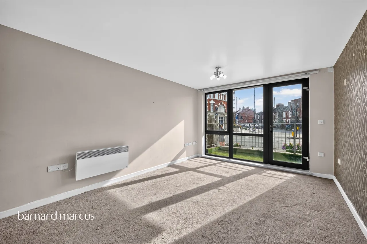 Mitcham Road, London, SW17, photo 8