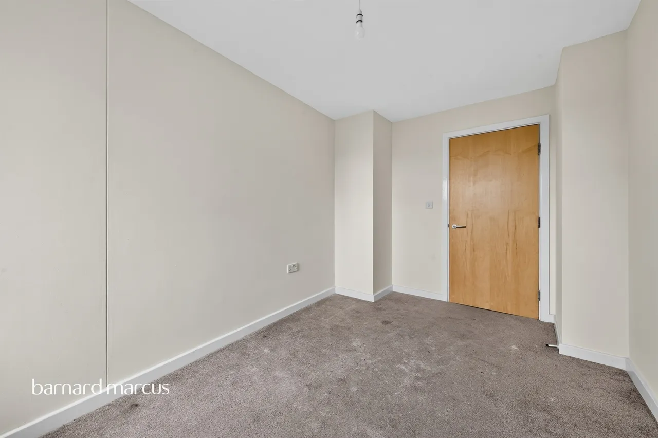 Mitcham Road, London, SW17, photo 17