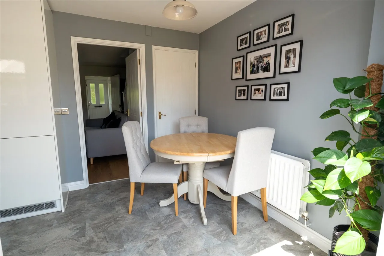 Derry Close, Ash Vale, Guildford, Surrey, GU12 5SR, photo 6