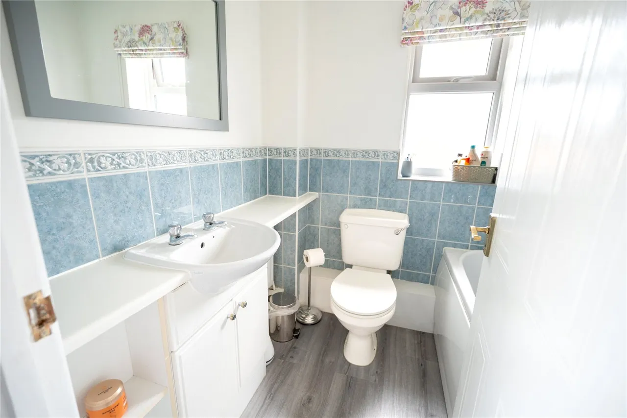 Derry Close, Ash Vale, Guildford, Surrey, GU12 5SR, photo 19