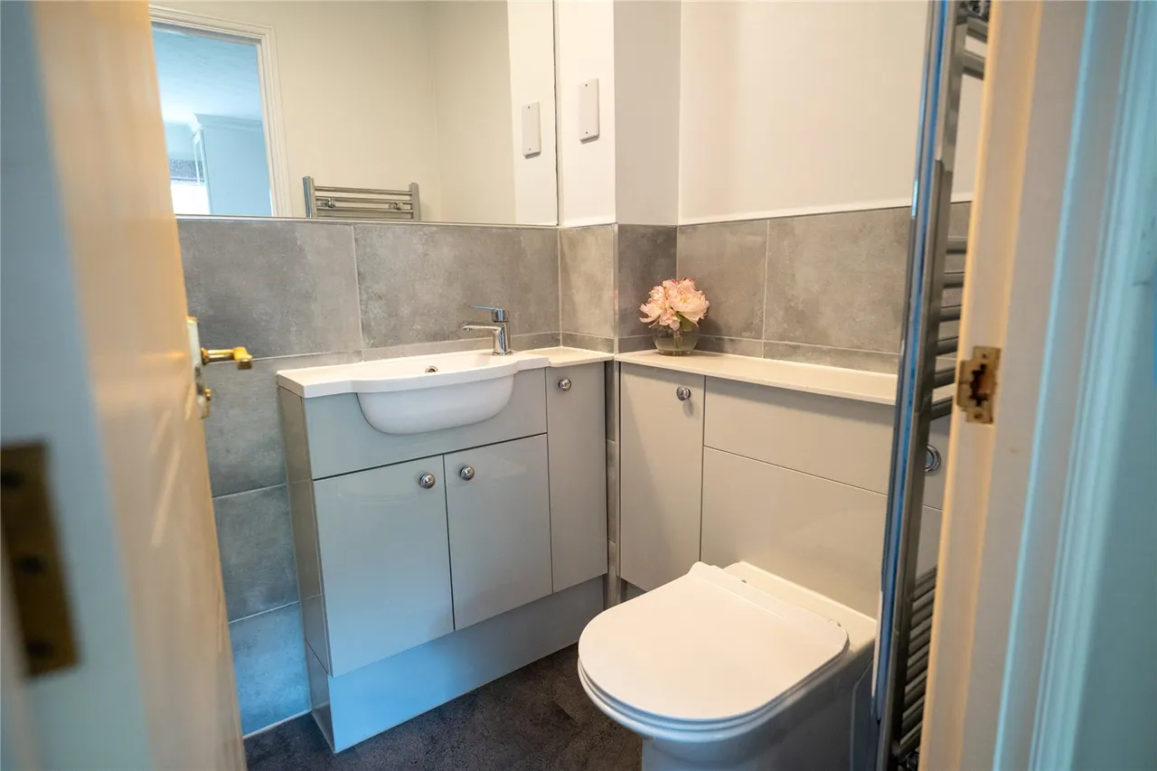 Derry Close, Ash Vale, Guildford, Surrey, GU12 5SR, photo 15