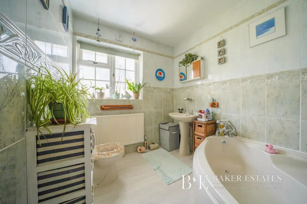 Arbour Lane, Wickham Bishops, CM8 3NS, photo 12