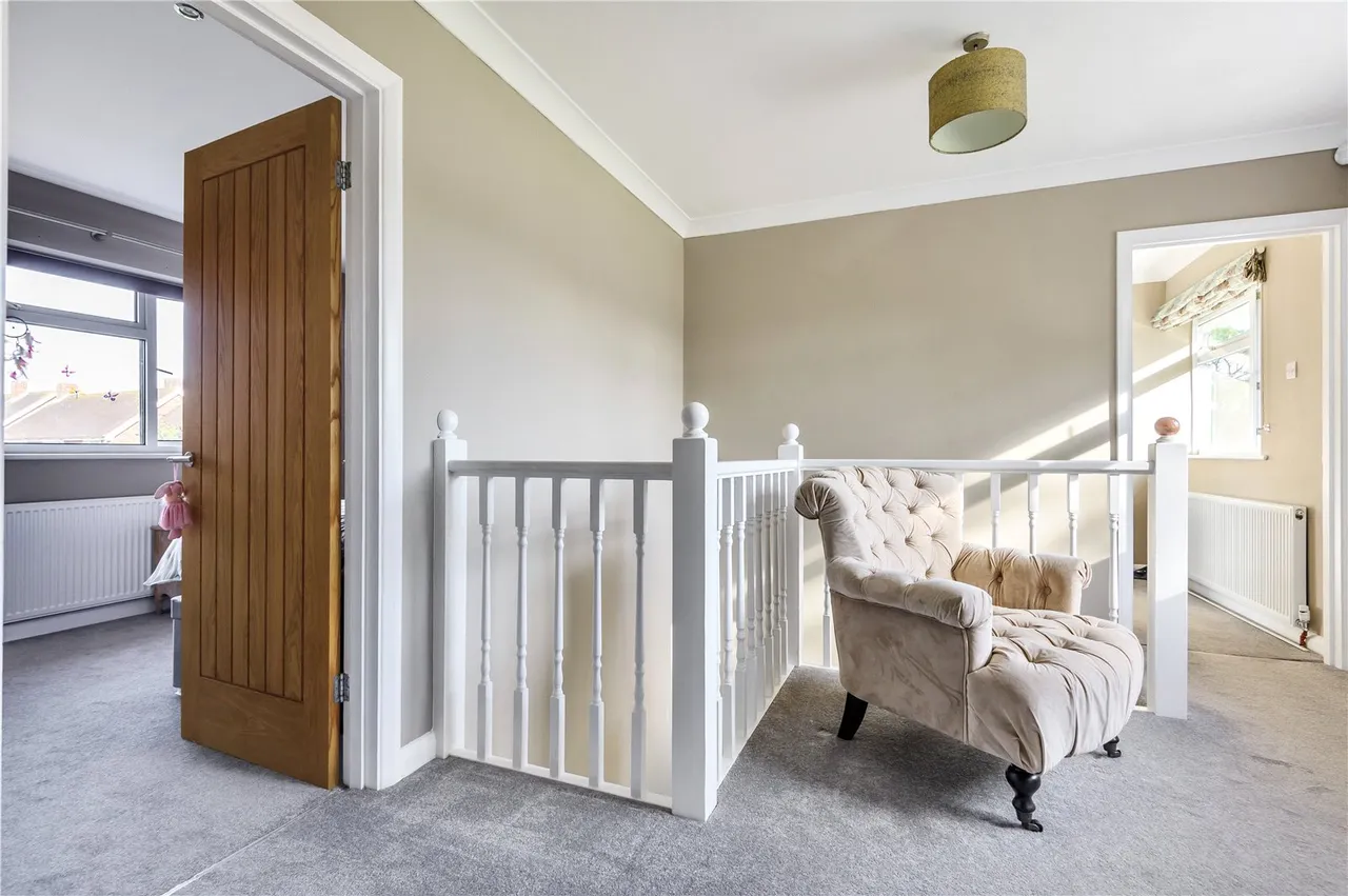 Meadows End, Sunbury, TW16 6SP, photo 10