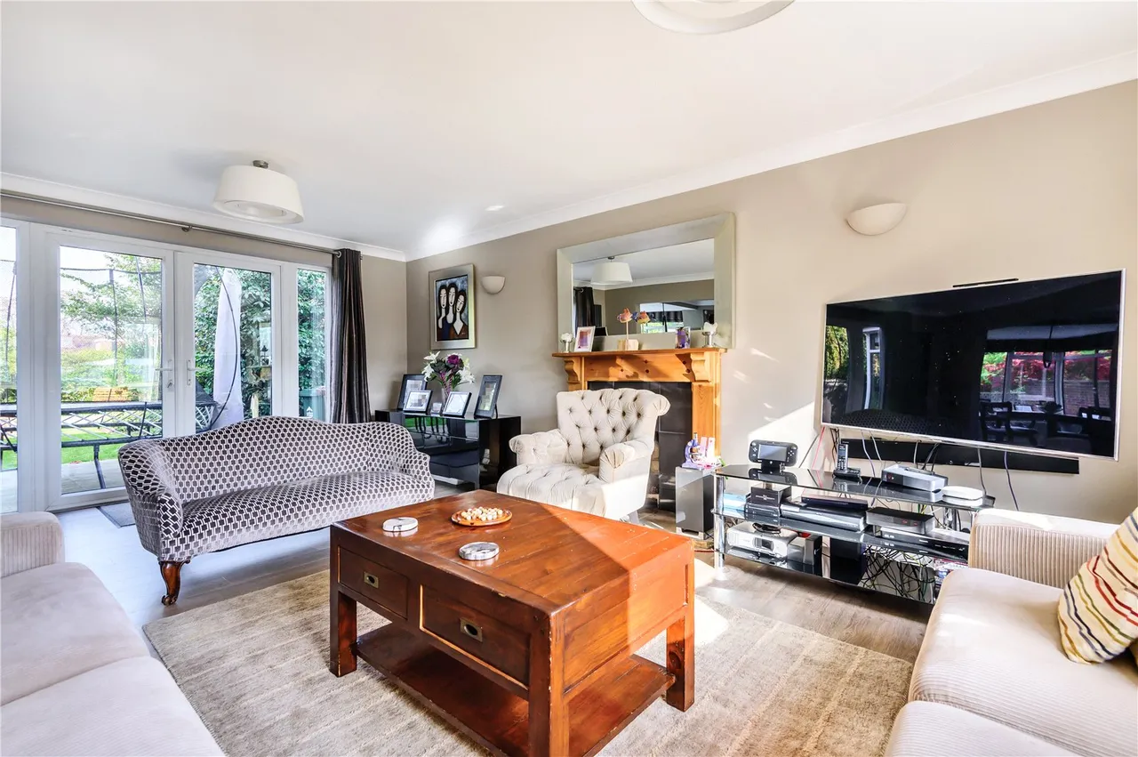 Meadows End, Sunbury, TW16 6SP, photo 8
