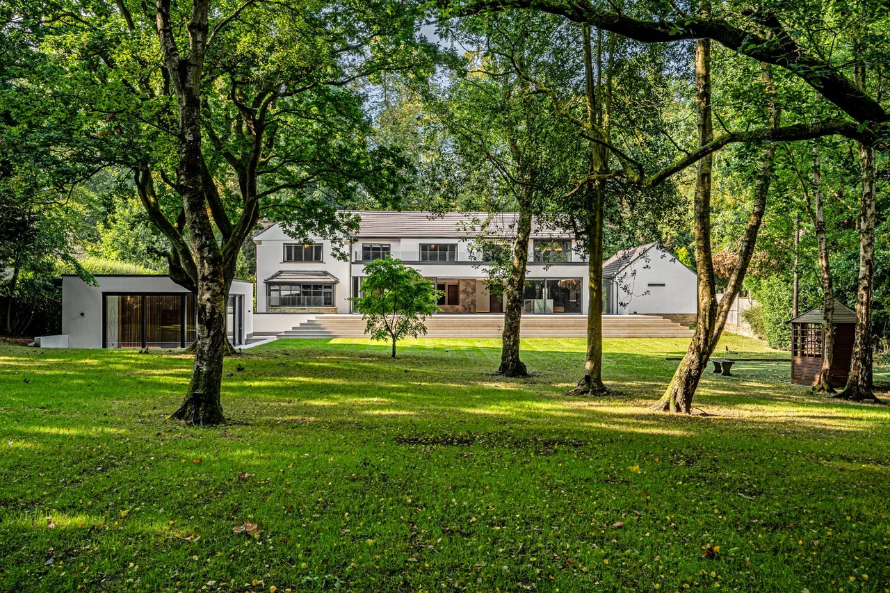 Clara Drive, Calverley, LS28, photo 25