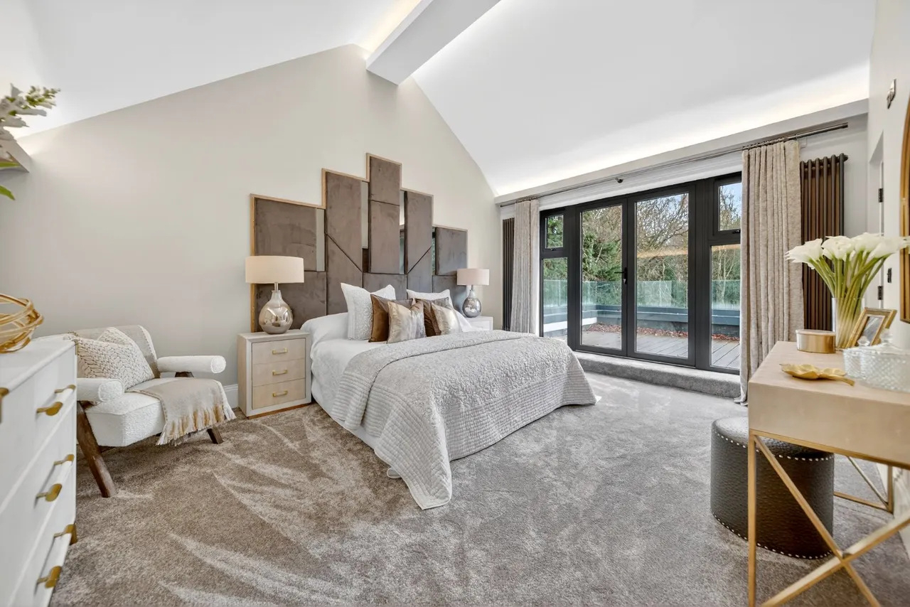 Clara Drive, Calverley, LS28, photo 15