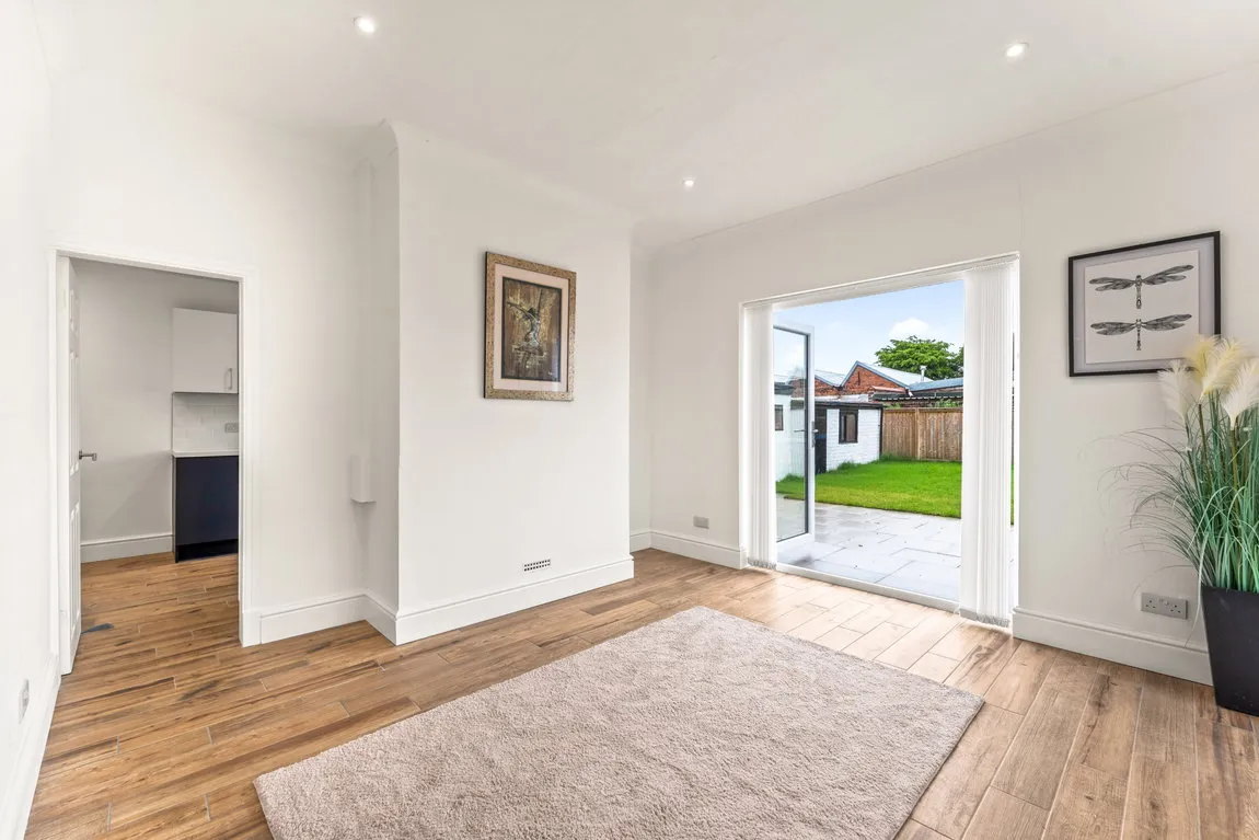 Middlewich Road, Northwich, CW9 7BP, photo 10