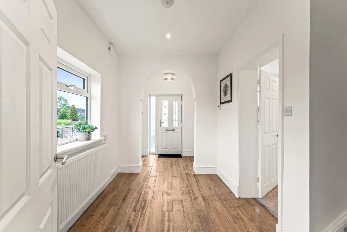 Middlewich Road, Northwich, CW9 7BP, photo 12