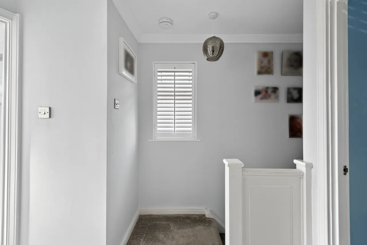 Sangers Drive, Horley, RH6, photo 12