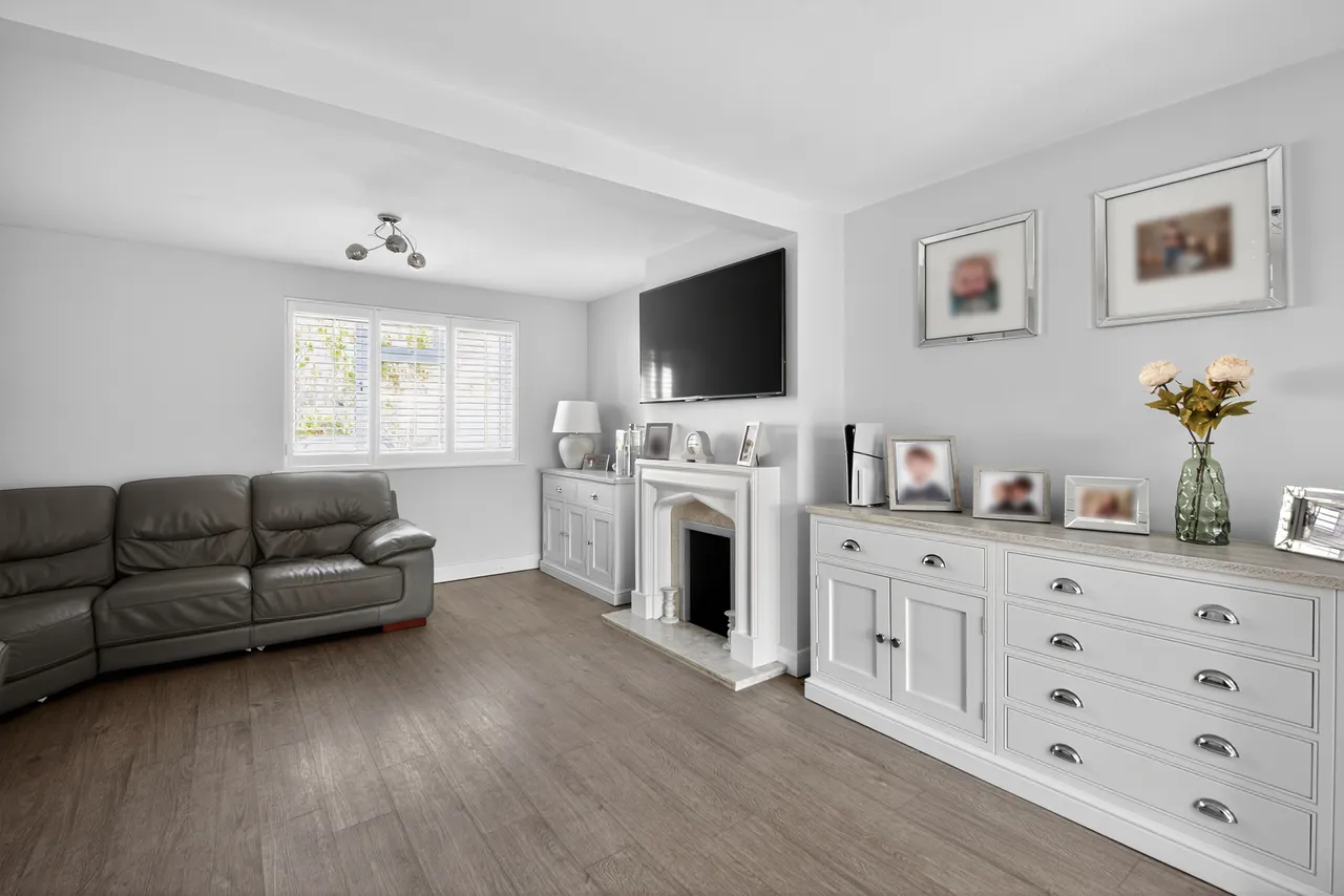 Sangers Drive, Horley, RH6, photo 4