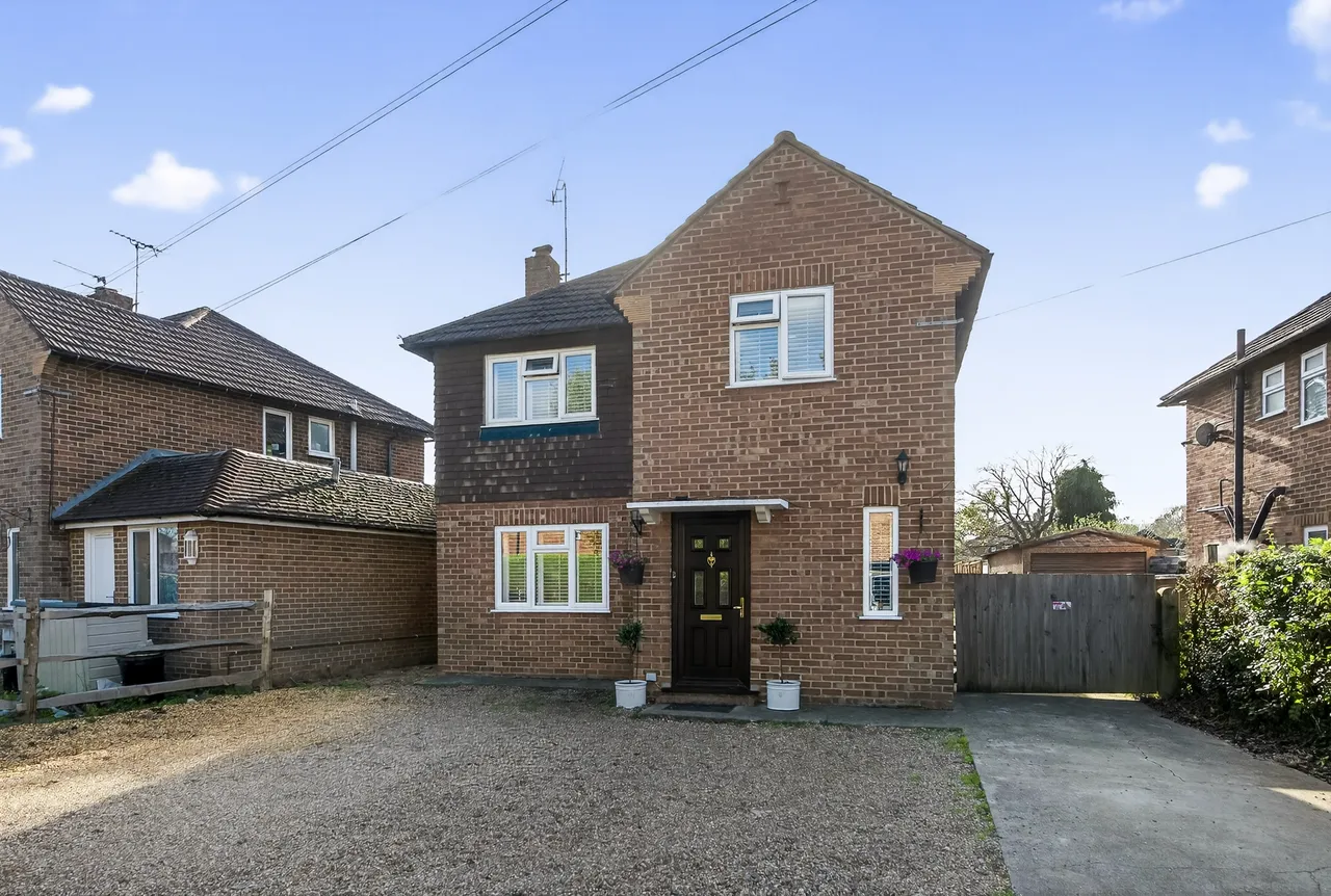 Sangers Drive, Horley, RH6, photo 3