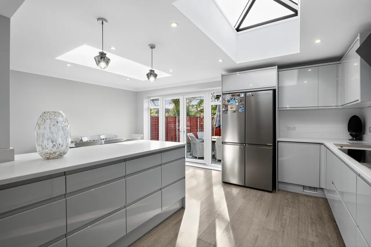 Sangers Drive, Horley, RH6, photo 8