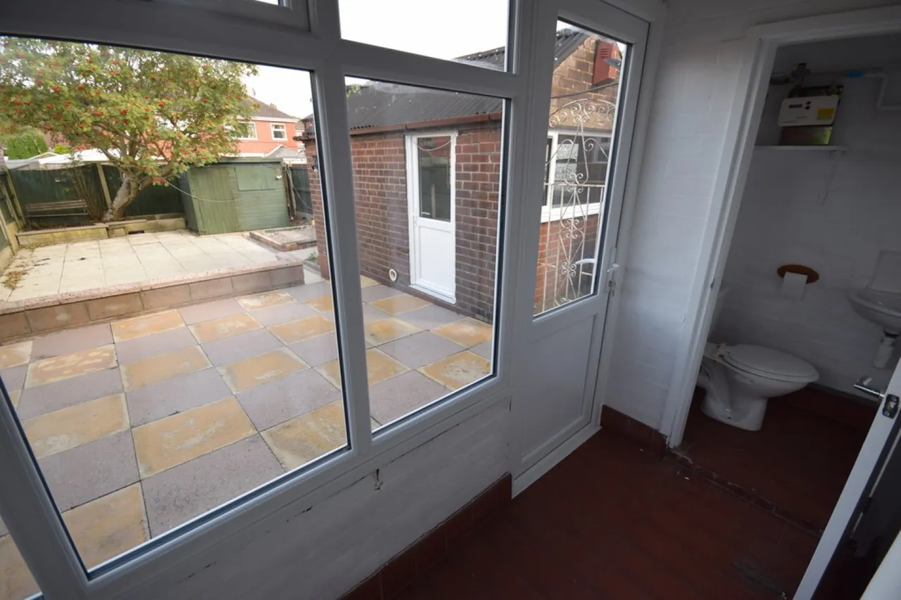 Brianson Avenue, Sneyd Green, ST6, photo 7