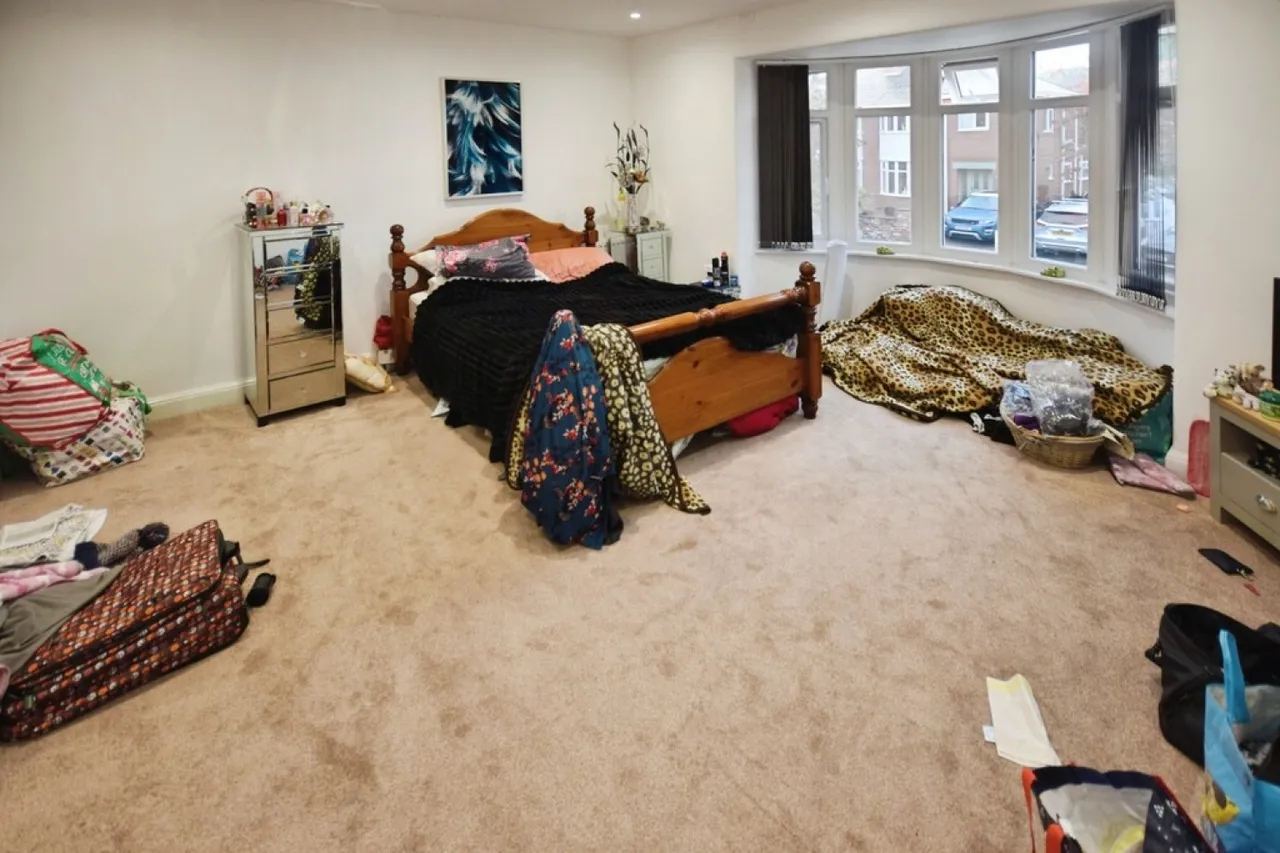 Brianson Avenue, Sneyd Green, ST6, photo 8