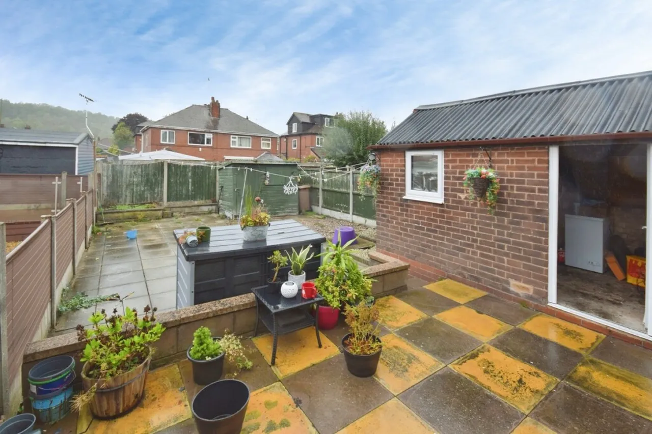 Brianson Avenue, Sneyd Green, ST6, photo 11