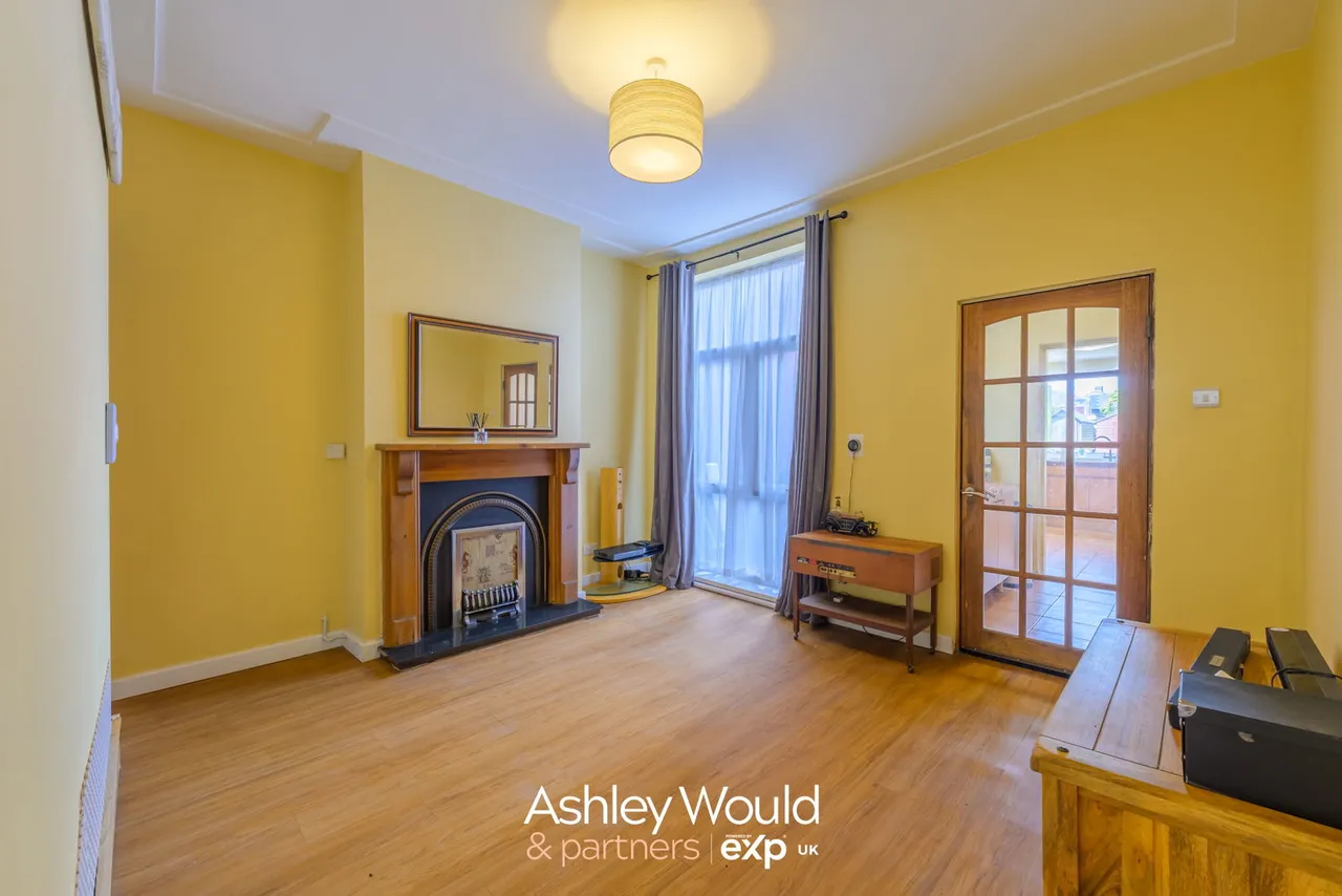 Ross, Rowley Regis, B65, photo 3