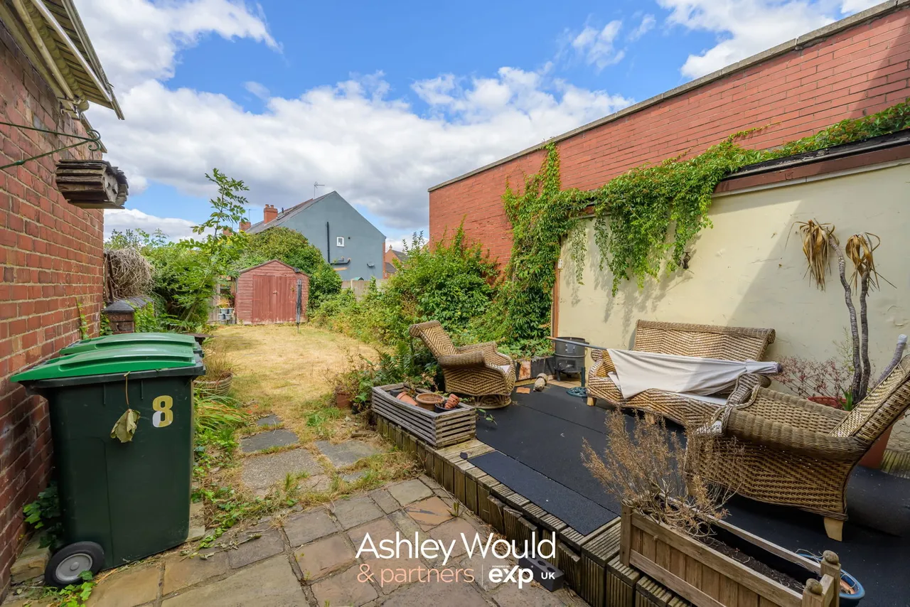 Ross, Rowley Regis, B65, photo 15