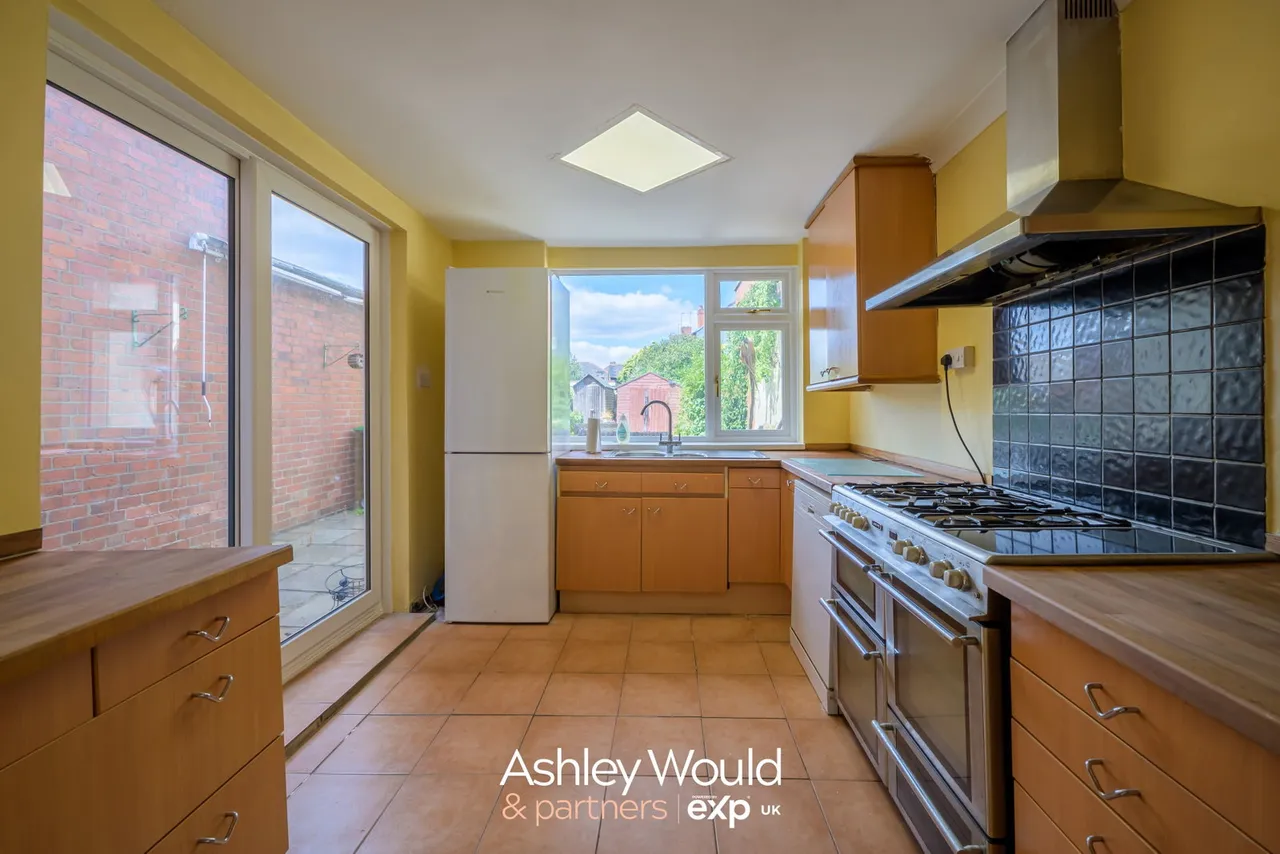 Ross, Rowley Regis, B65, photo 4