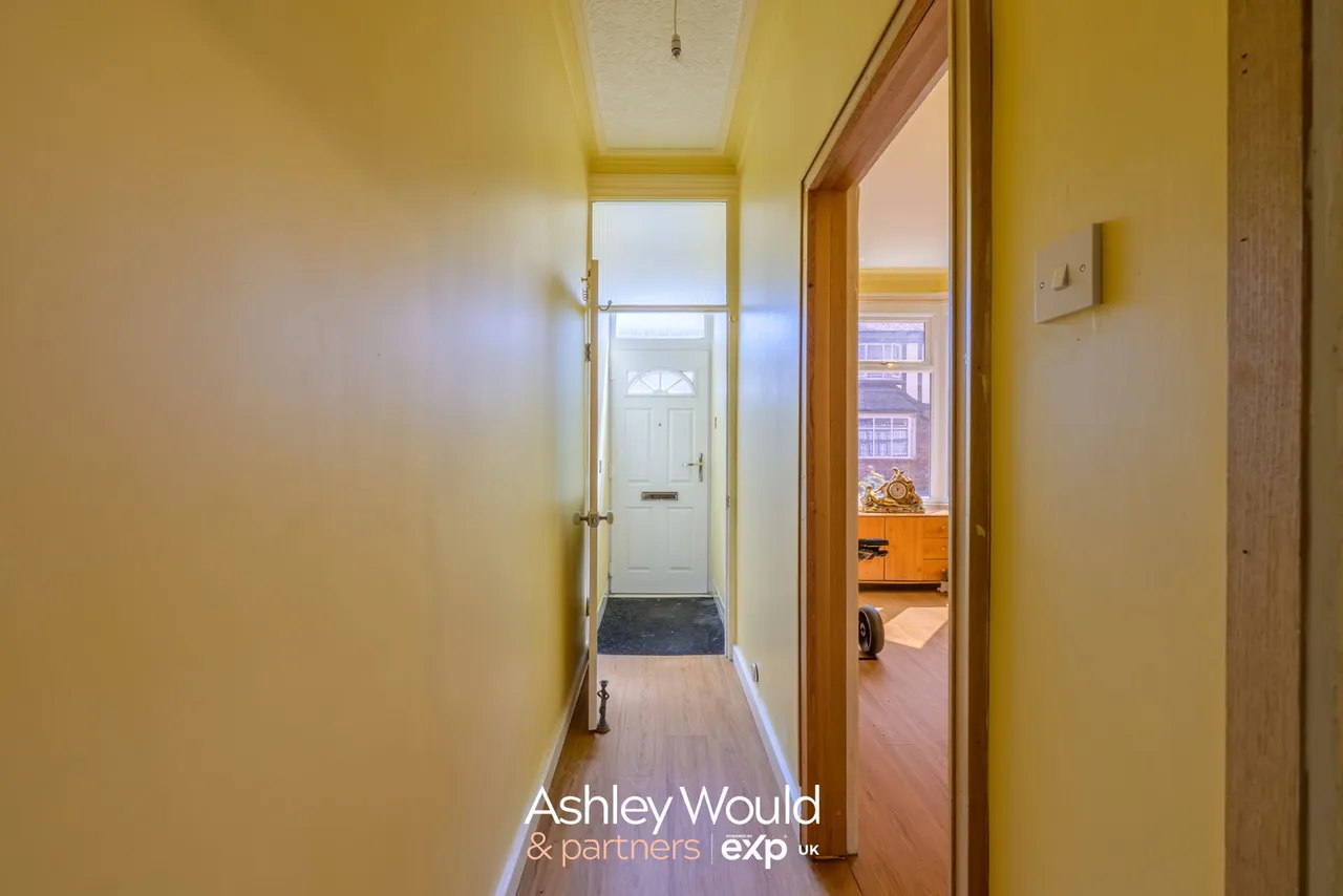 Ross, Rowley Regis, B65, photo 7