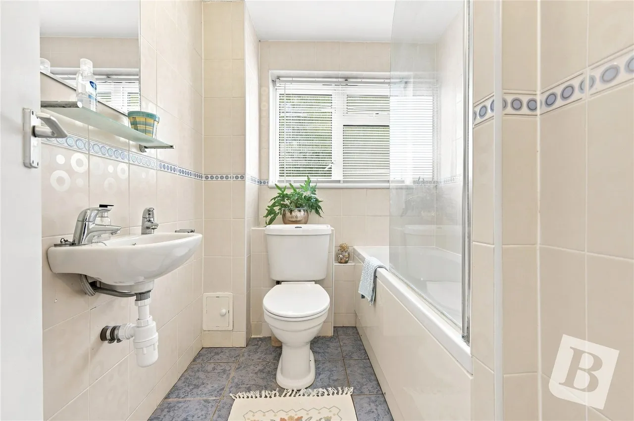 Home Mead, Chelmsford, Essex, CM2, photo 6
