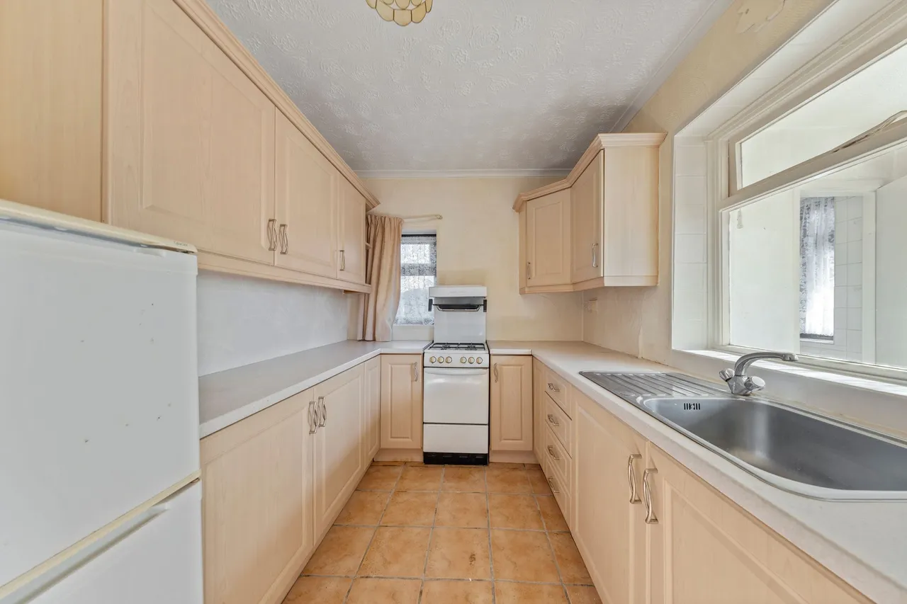 Capesthorne Road, Warrington, Warrington, WA2 9AF, photo 3