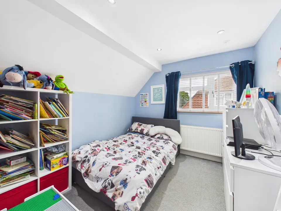 Church Close, Lower Beeding, Horsham, photo 11