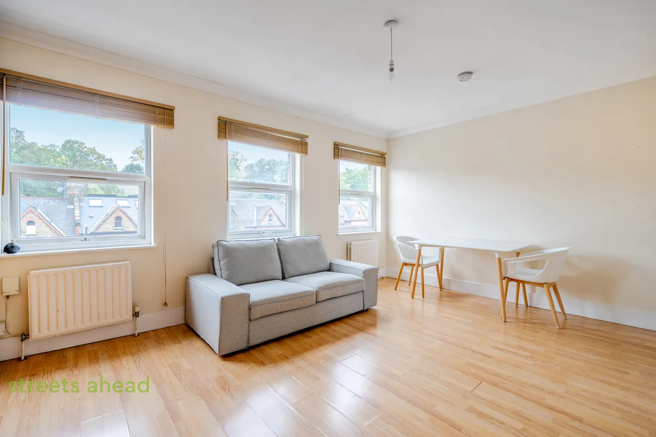 Gipsy Road, London, SE27, photo 3