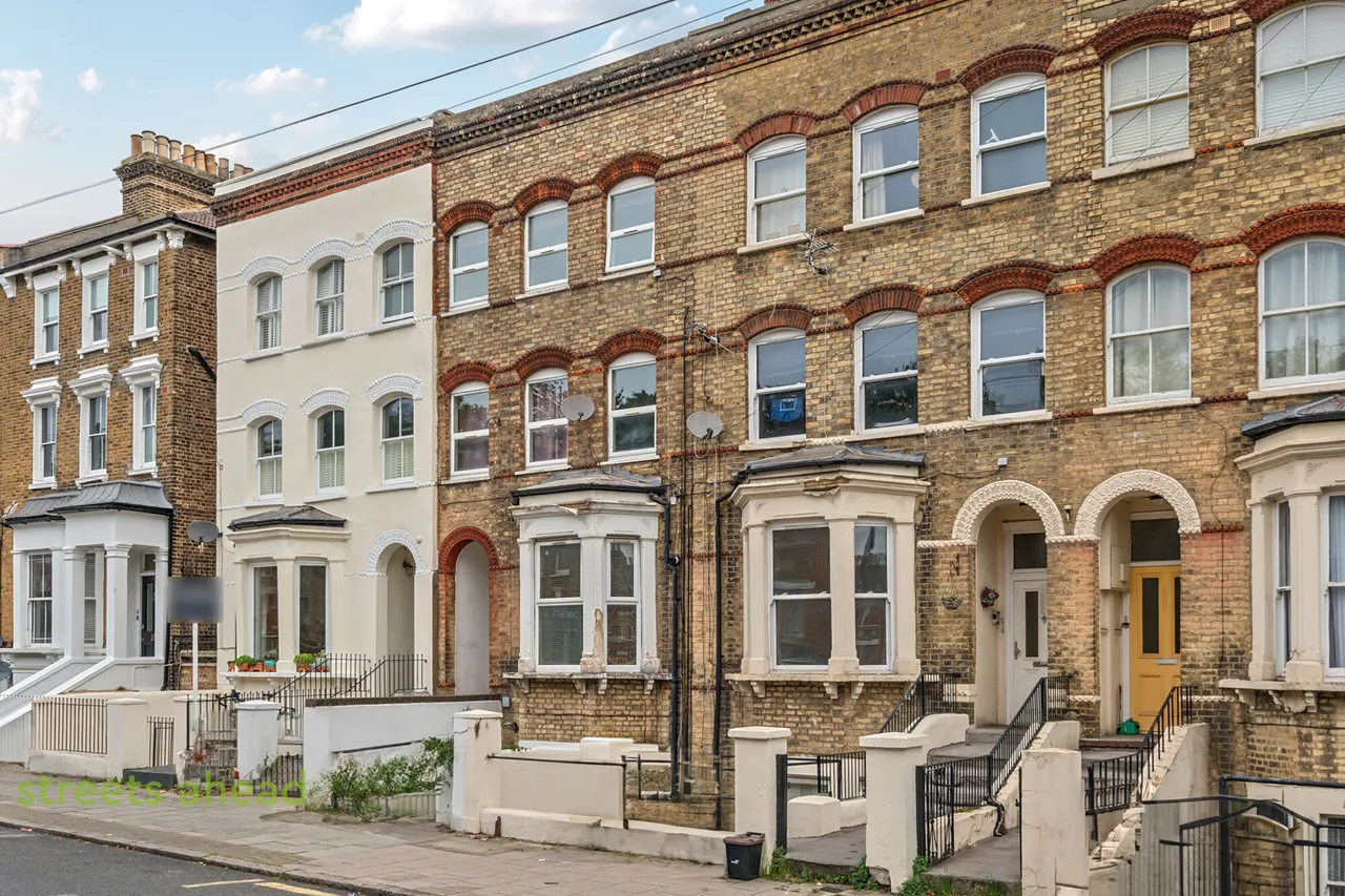 1 bed flat for sale, Gipsy Road, London, SE27