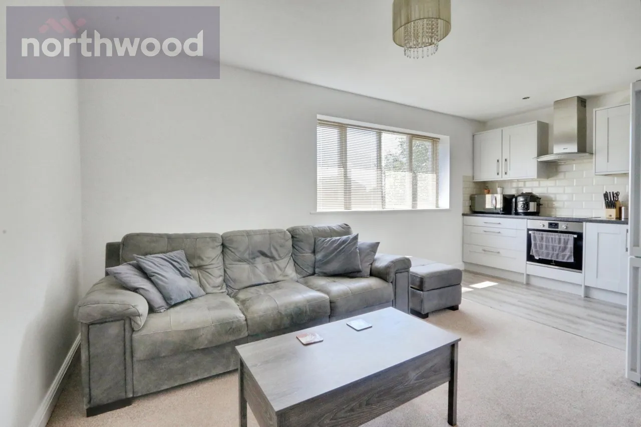2 bed flat for sale, Foxwood Lane, York, YO24