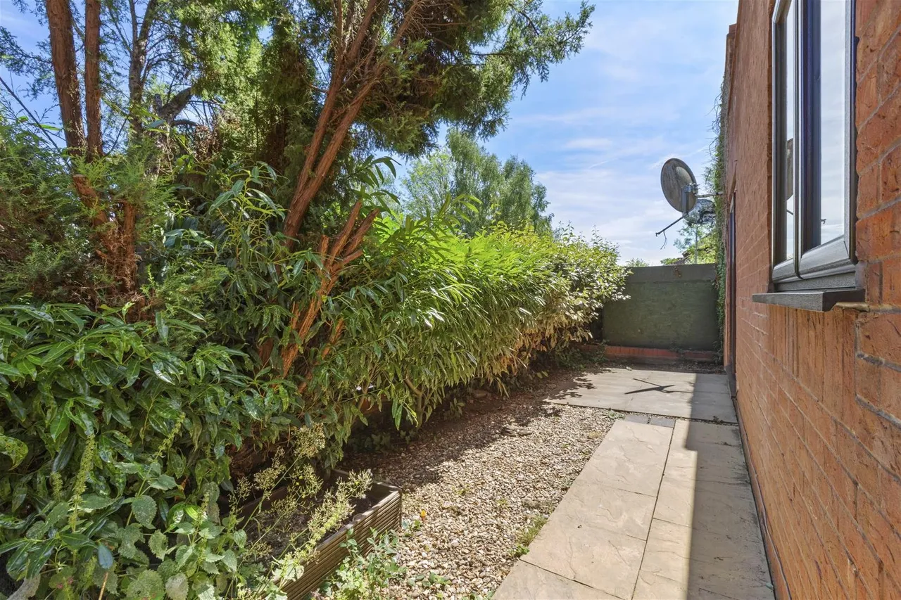 Ripley Close, High Wycombe, HP13, photo 9