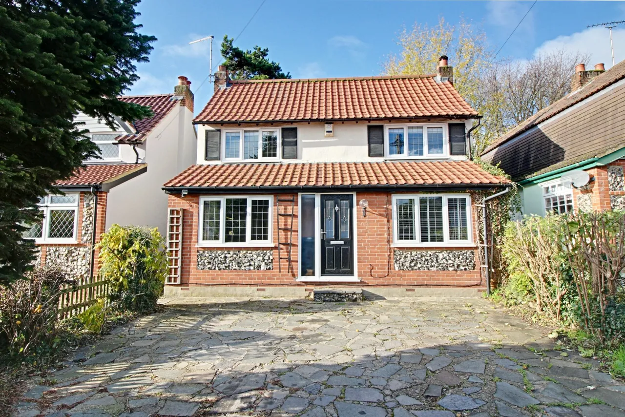 3 bed house for sale, Church Walk, Sawbridgeworth, CM21