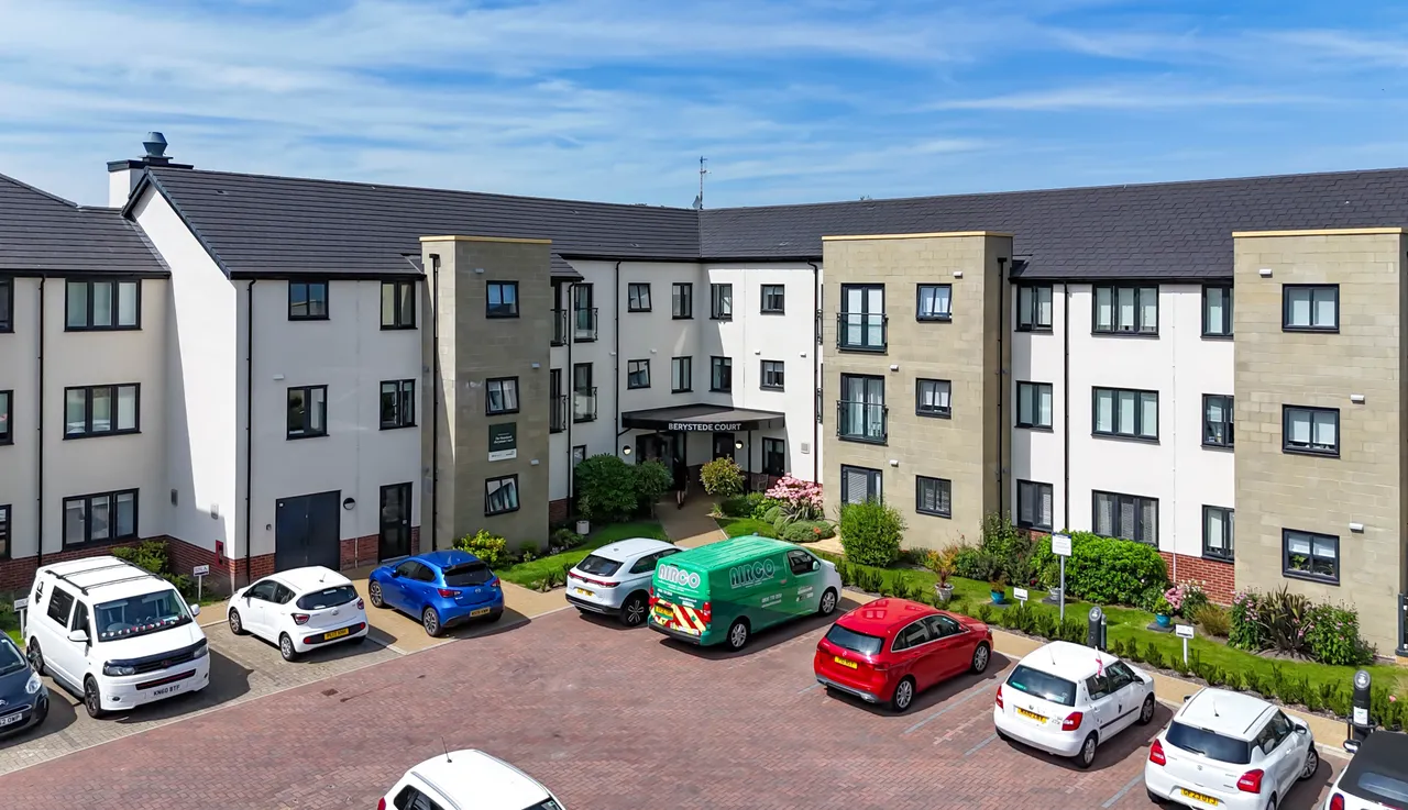 1 bed flat for sale, High Street, Standish