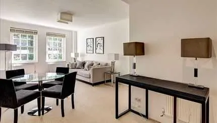 2 bed flat to rent, Pelham Court, Chelsea, SW3