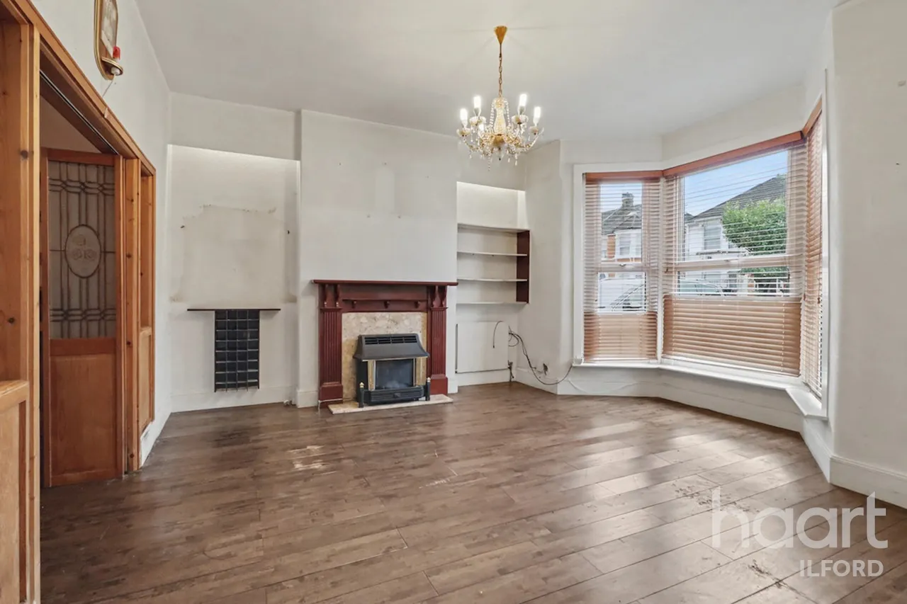 Hazeldene Road, Ilford, IG3, photo 6