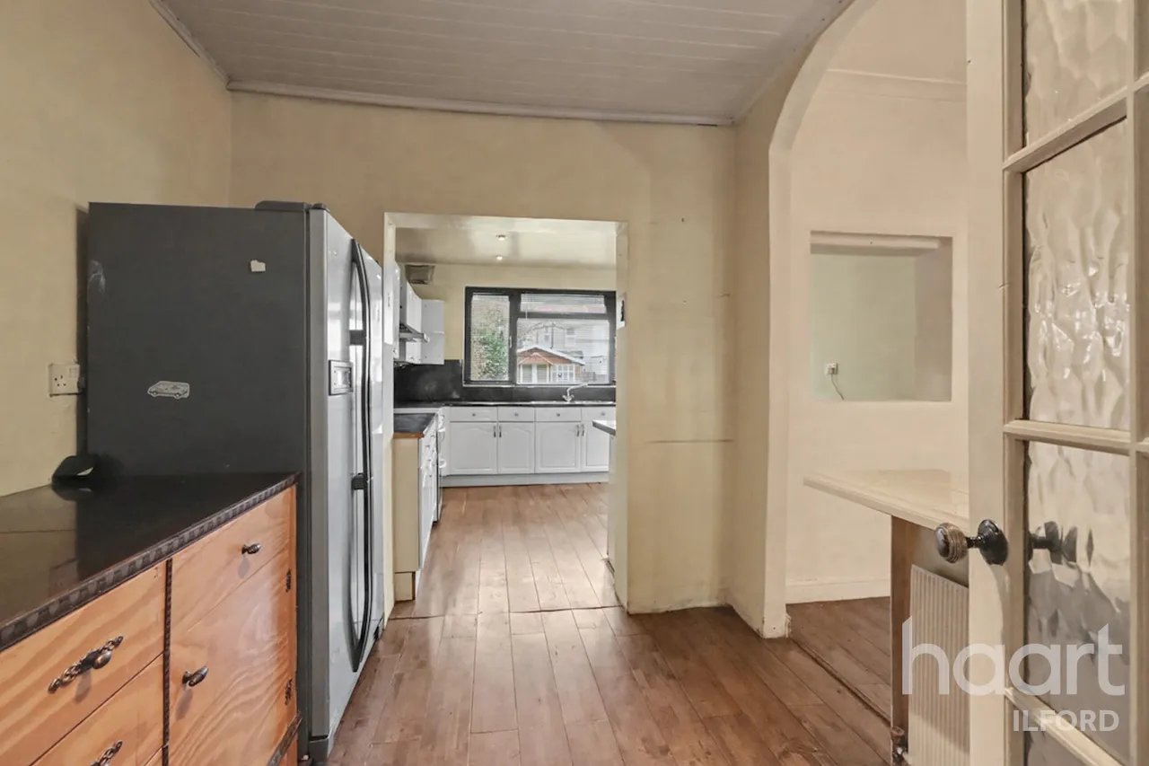 Hazeldene Road, Ilford, IG3, photo 12