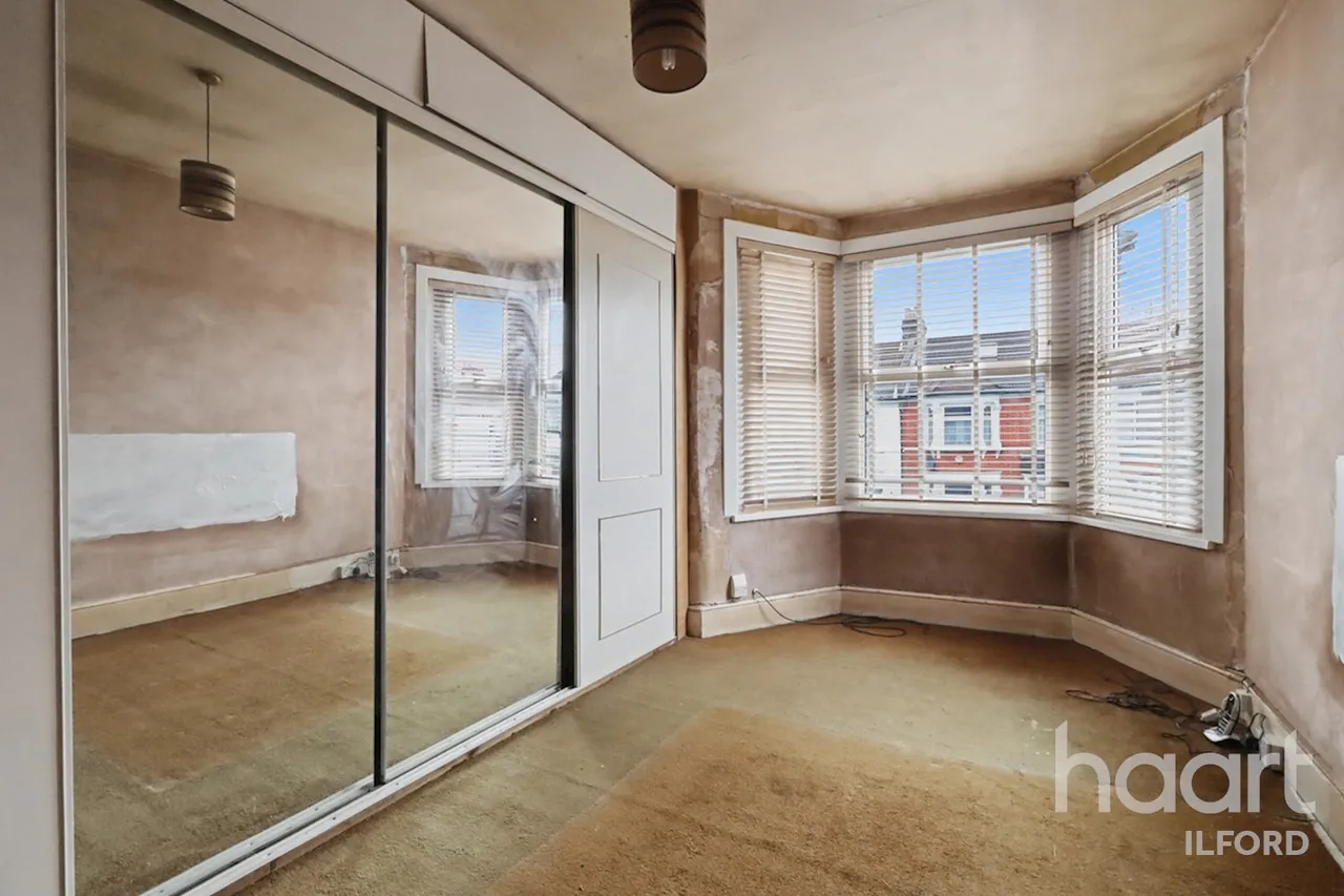 Hazeldene Road, Ilford, IG3, photo 14