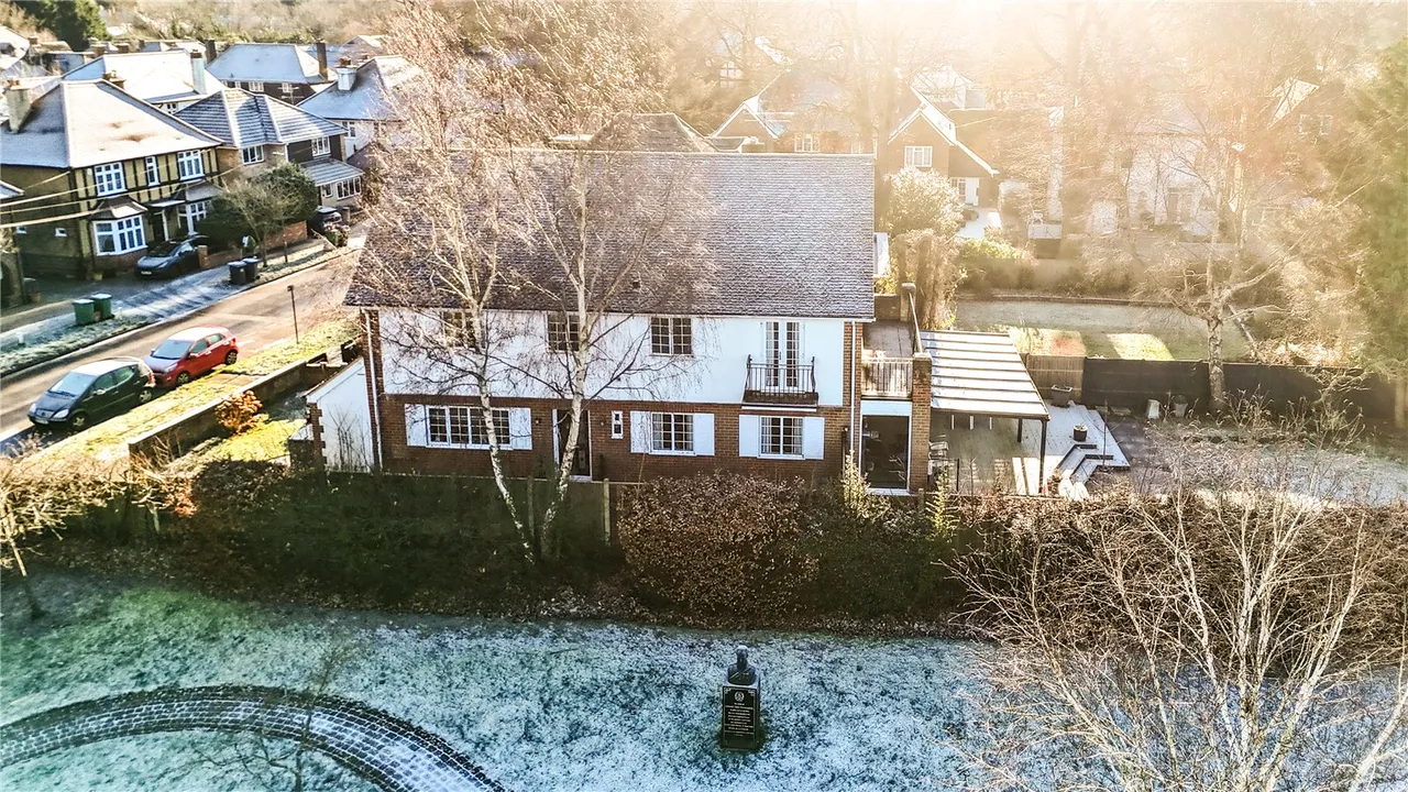 Grand Avenue, Camberley, Surrey, GU15 3QH, photo 17
