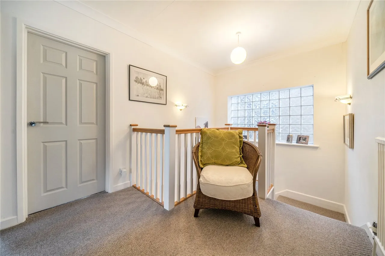 Grand Avenue, Camberley, Surrey, GU15 3QH, photo 13