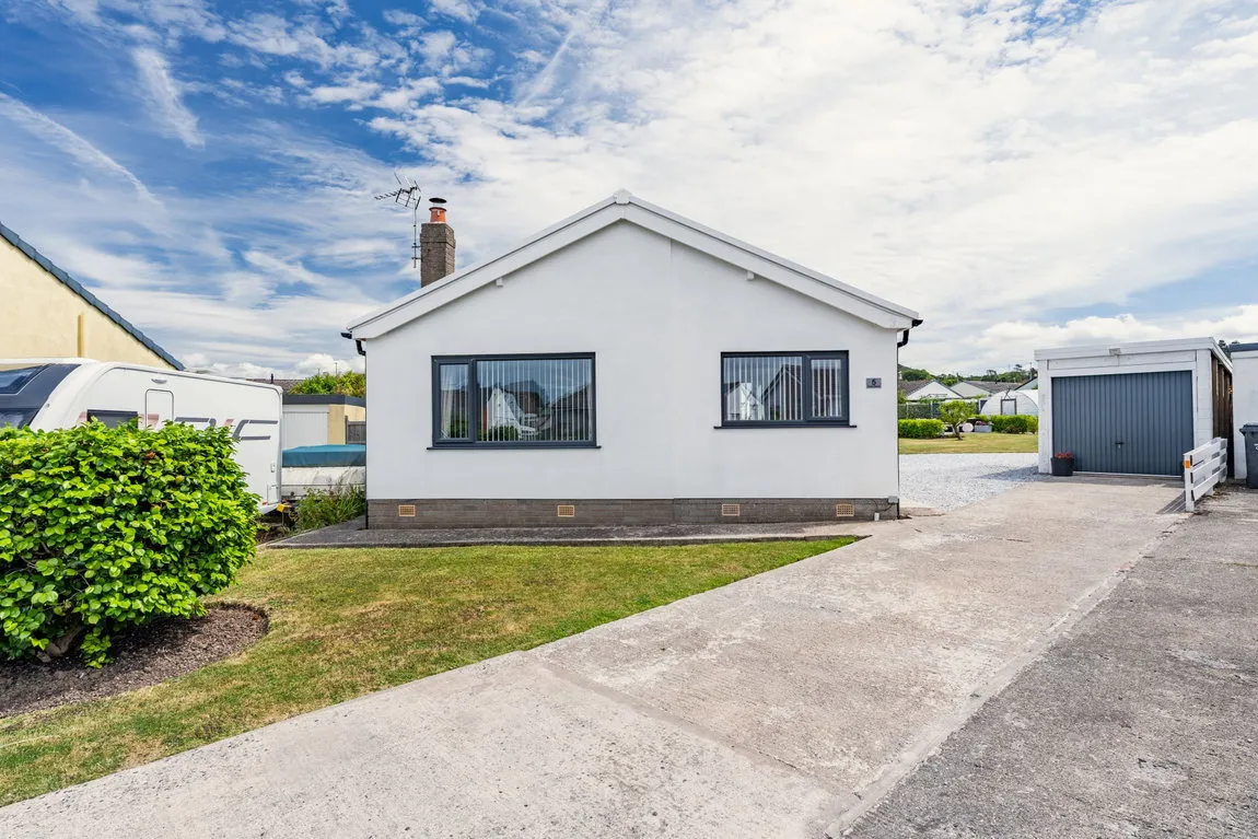 2 bed house for sale — Coed Gwern, Abergele, LL22 7EL
