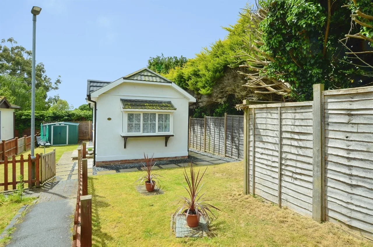 Bower Heath Lane, Harpenden, AL5, photo 7