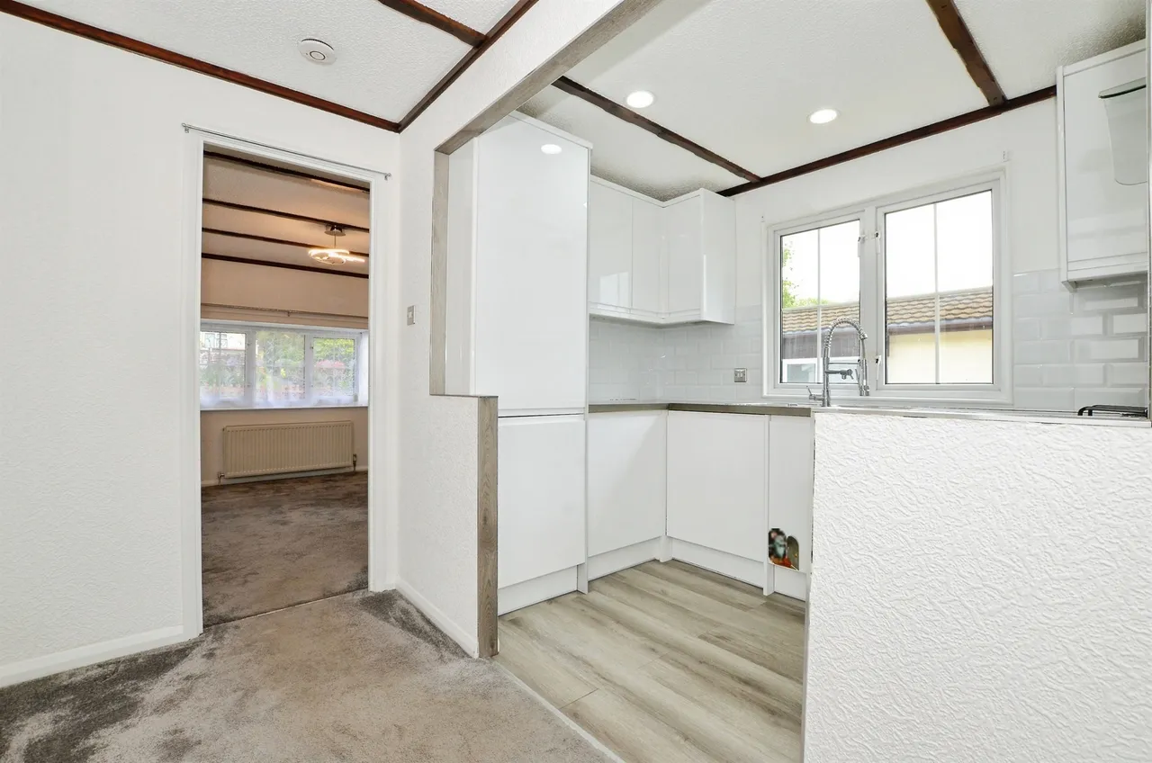 Bower Heath Lane, Harpenden, AL5, photo 3