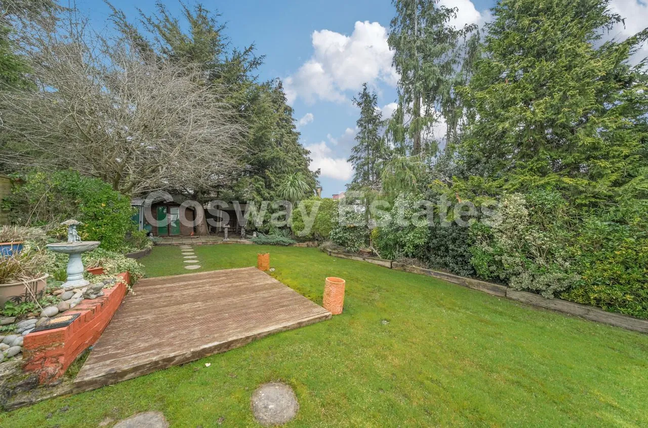 Stoneyfields Gardens, Edgware, HA8, Edgware, photo 2
