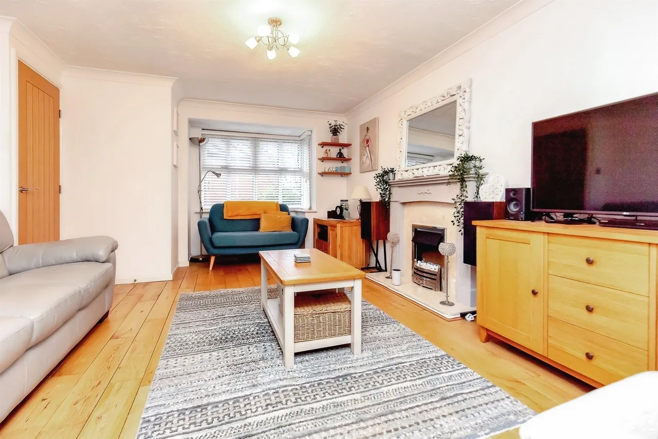 Tymecrosse Gardens, Market Harborough, LE16, photo 3