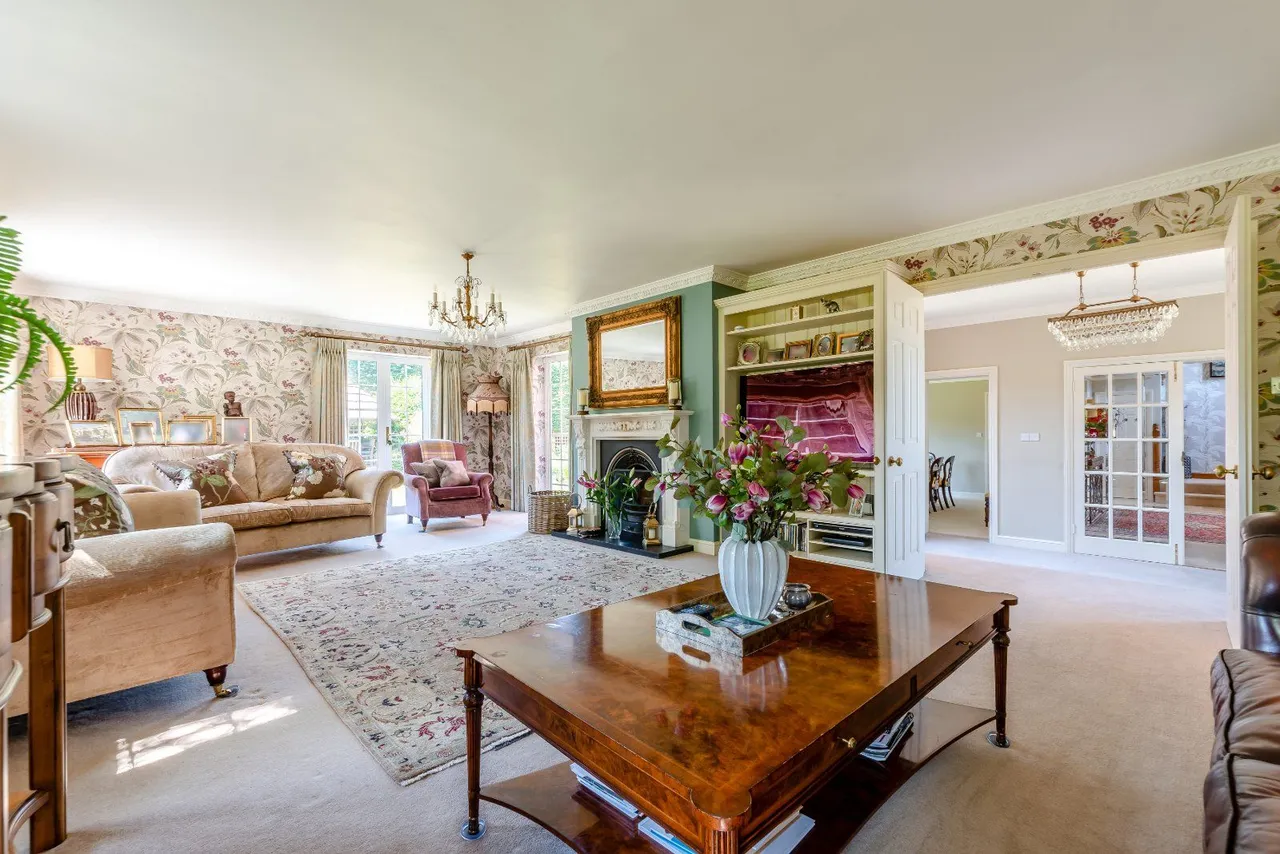 Park Lane, Britford, Salisbury, Wiltshire, SP5 4EA, photo 2