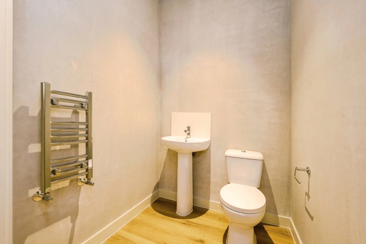 Carpenter Yard, Thornwood, Epping, Essex, CM16, photo 7